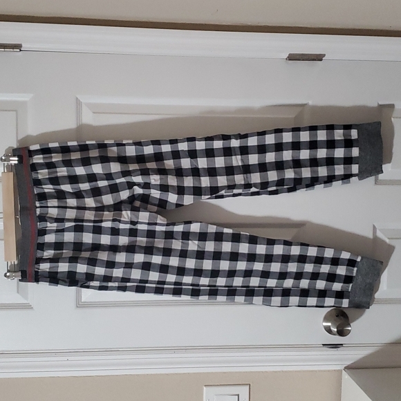 Pj's pants - Picture 2 of 2